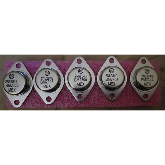 x1 2N6284: 20 A, 100 V NPN Darlington Bipolar Power Transistor - Picture 1 of 2